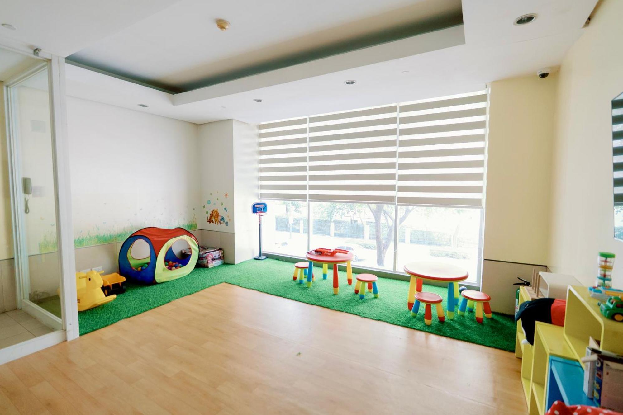 Cozy 2-Bedroom At South Of Market Soma Bgc Near Sm Aura, Market! Market! & Bonifacio High Street Taguig Eksteriør billede