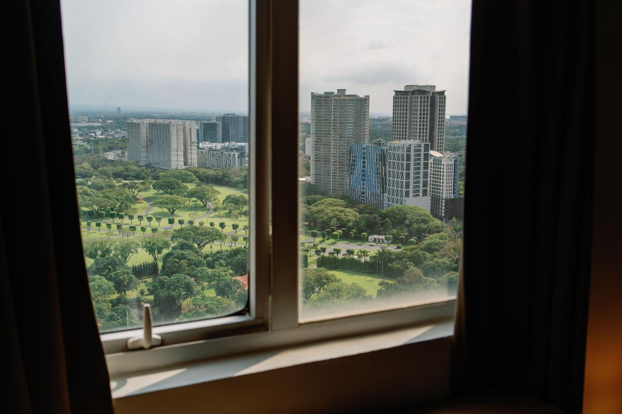 Cozy 2-Bedroom At South Of Market Soma Bgc Near Sm Aura, Market! Market! & Bonifacio High Street Taguig Eksteriør billede